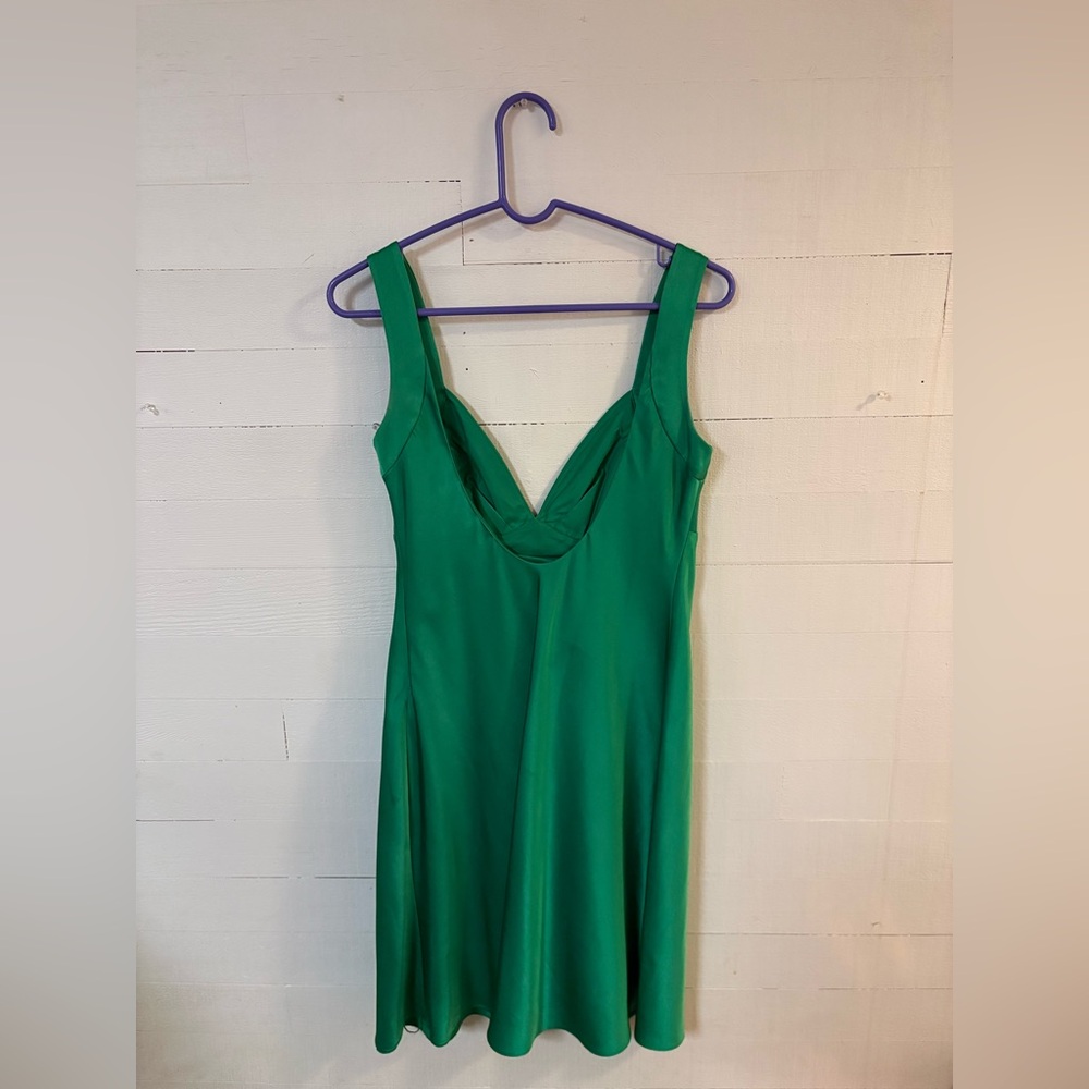 Calvin Klein Green Pleated V Neck Cocktail Dress Small Medium - Picture 3 of 8